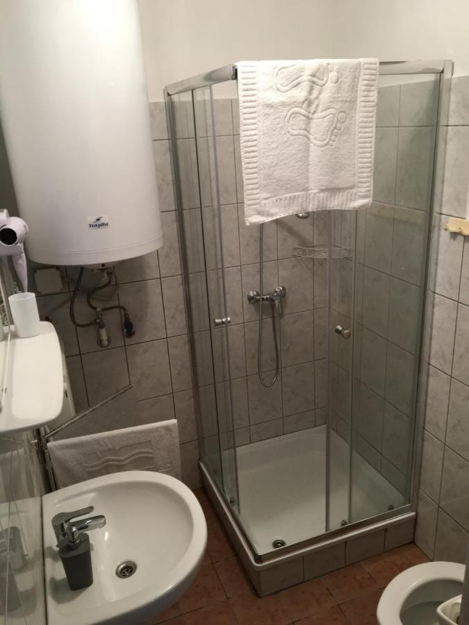 Dévényi Vendégház Csesznek Esterno foto