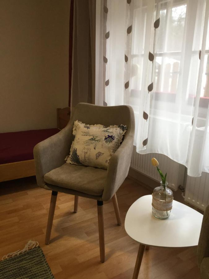 Dévényi Vendégház Csesznek Esterno foto